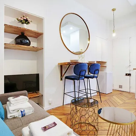 Chic Parisian Retreat - Alexandre Dumas 2c * パリ