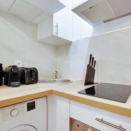 Chic Parisian Retreat - Alexandre Dumas 2c *